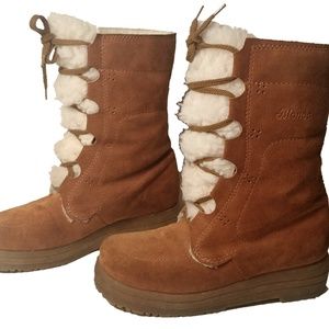 SHEARLING LINED BOOTS by BLONDO